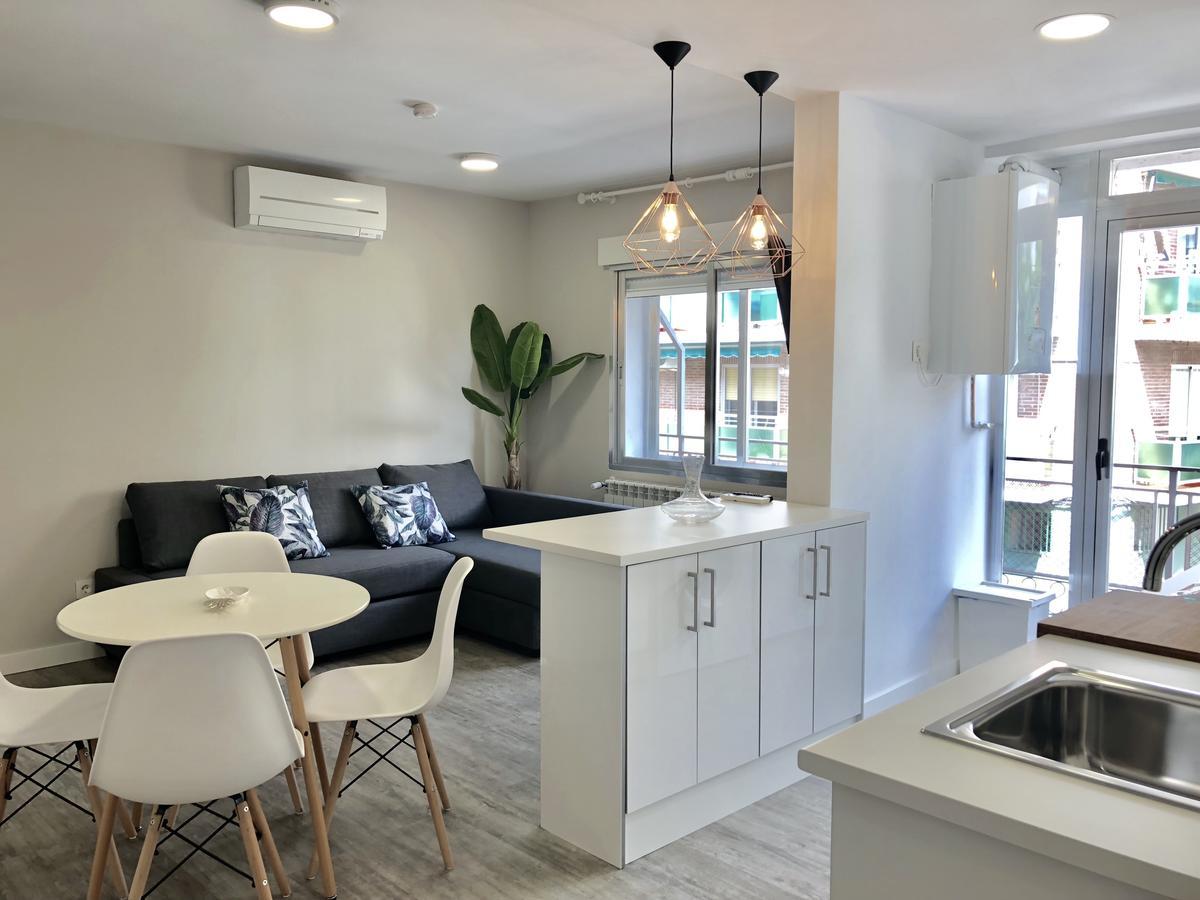 Plaza 5 Carabanchel Apartment Мадрид Экстерьер фото